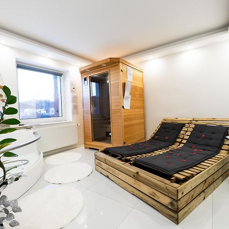 Luxe Apartments Ljutomer Buitenkant foto