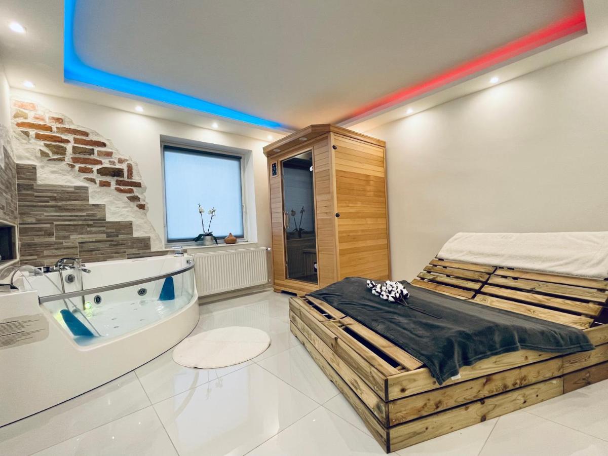 Luxe Apartments Ljutomer Buitenkant foto