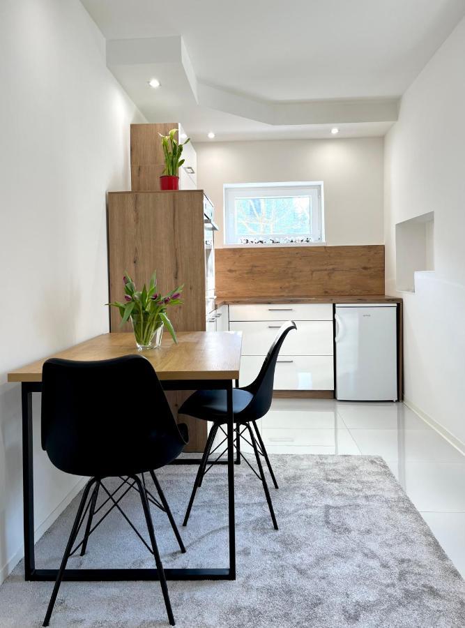 Luxe Apartments Ljutomer Buitenkant foto